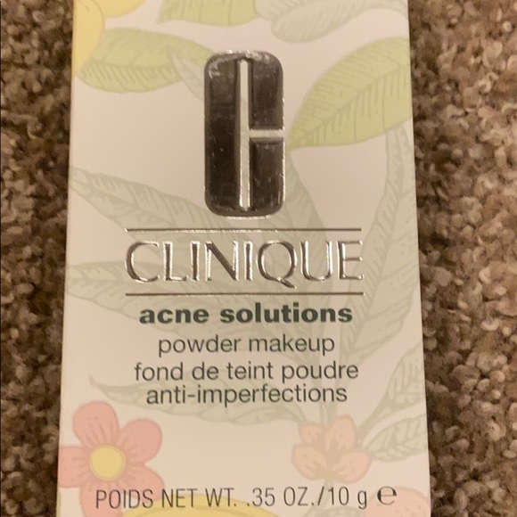 Clinique powder makeup compact NEW 24 golden - Picture 7 of 8